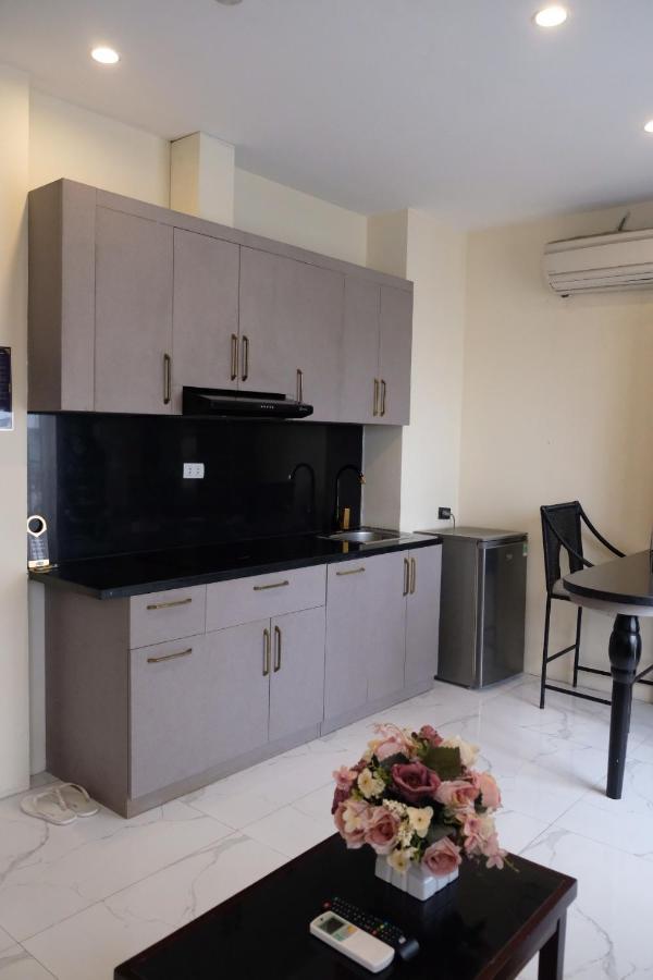 Aisha Hotels And Apartments Hanoi Bagian luar foto